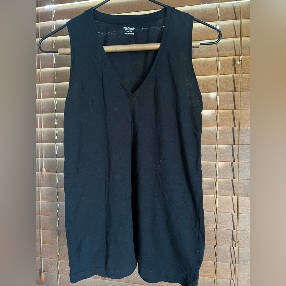 Black Sleeveless Top